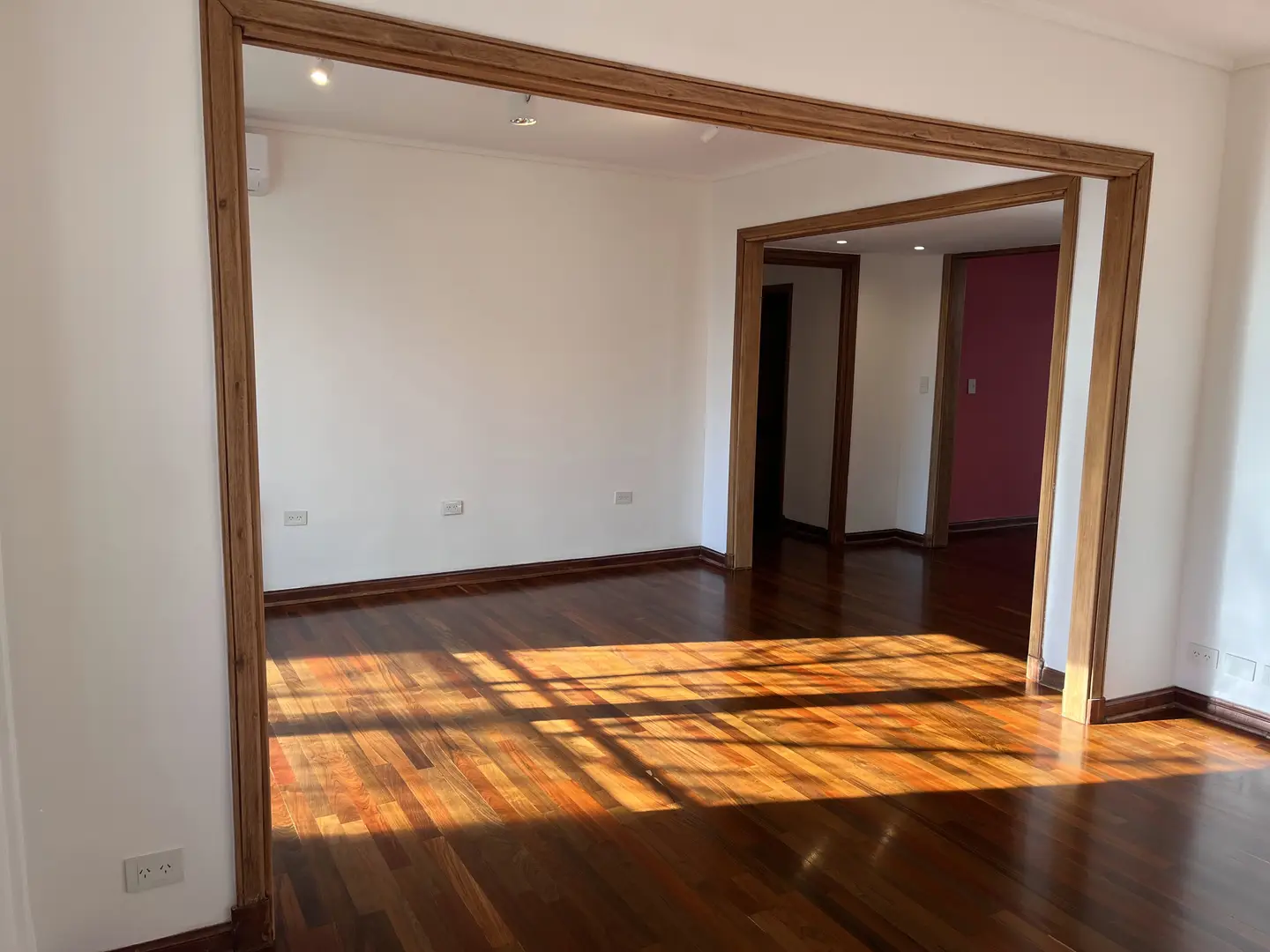 Imagen de la obra PISO MONTAÑESES