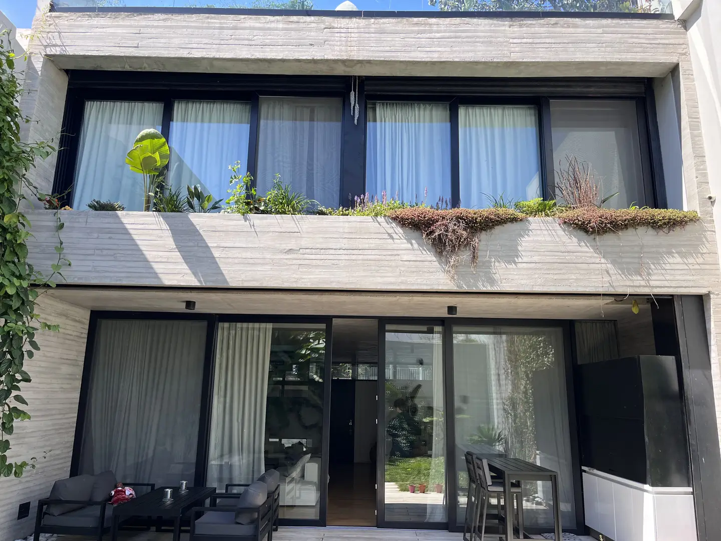 Imagen de la obra CASA NEWBERY